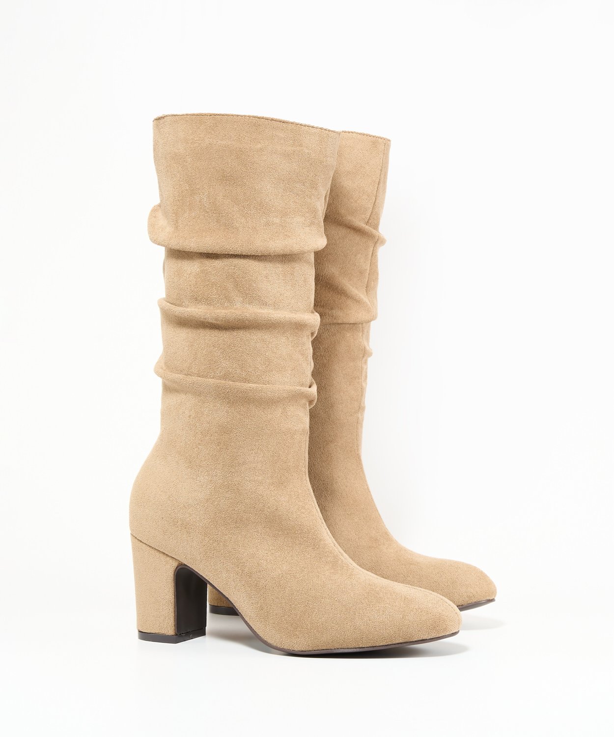 Botas cano slouchy image number null